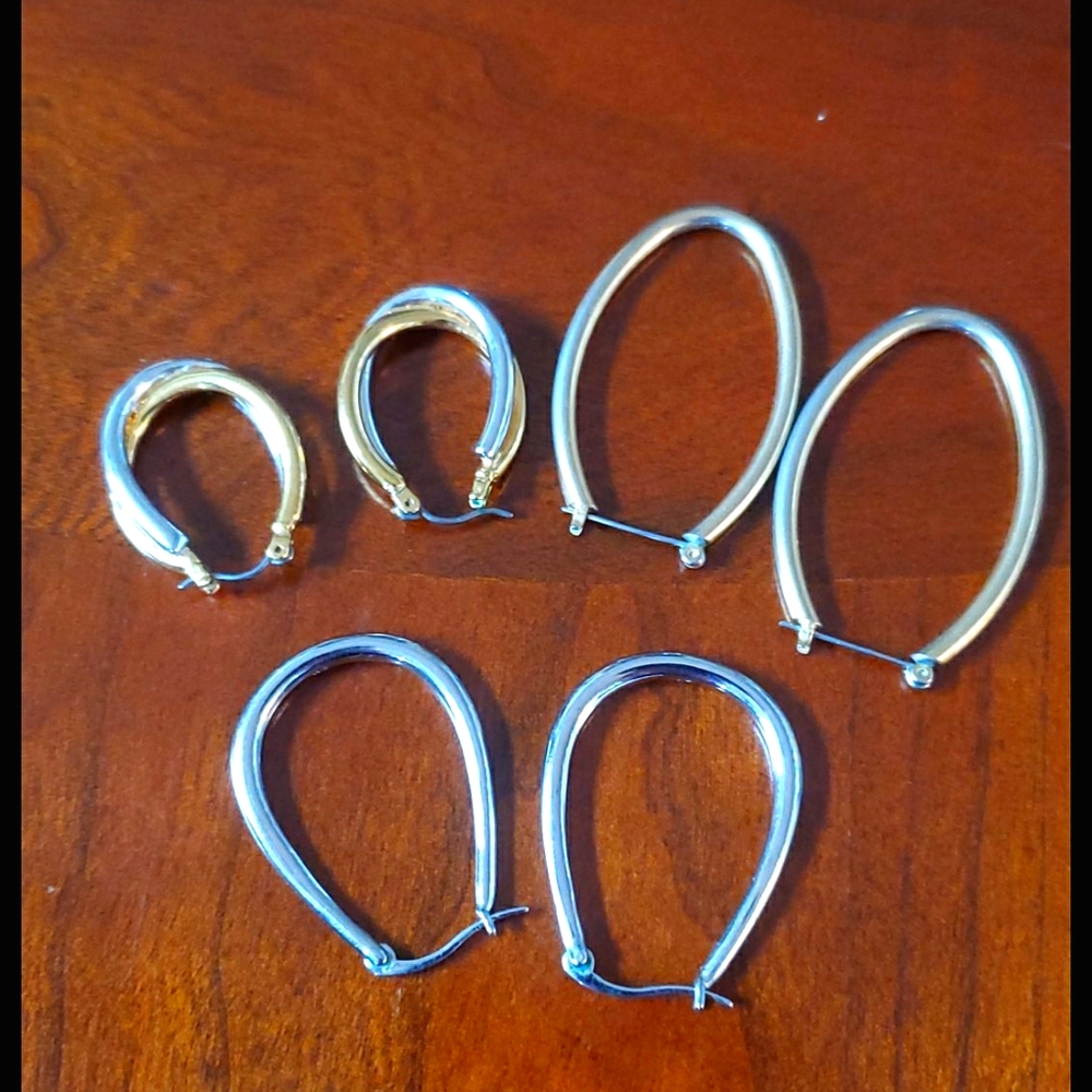 Costume earrings